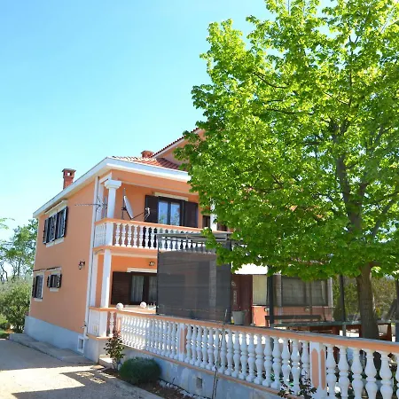 Apartment Javor